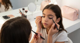 Kylie Cantrall Perfected Her Winged Liner At Only Six Years Old